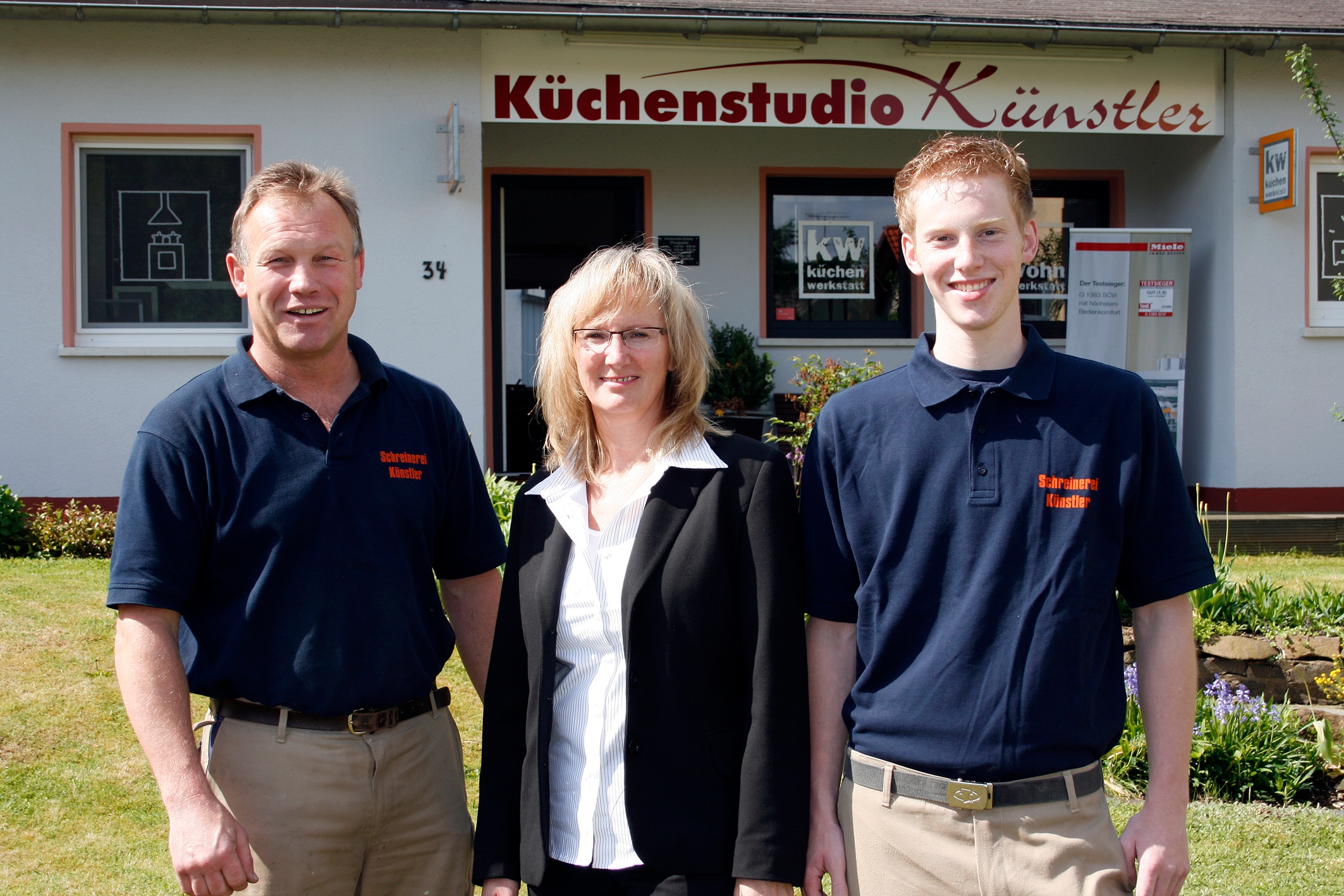 Künstler_Familienbetrieb_Vater_Mutter_Sohn_in_Feldatal