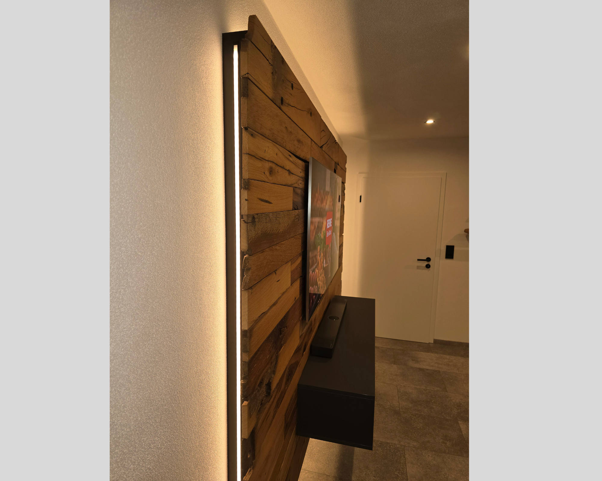 TV-Wand-Beleuchtung