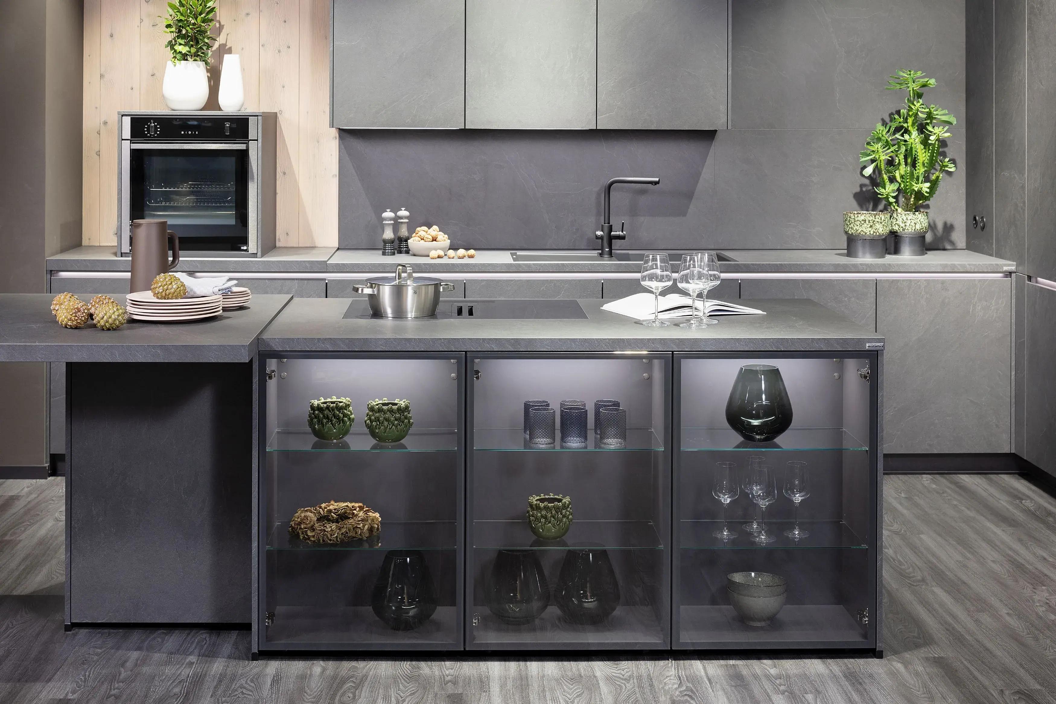 Nobilia-Küche_Grauschiefer