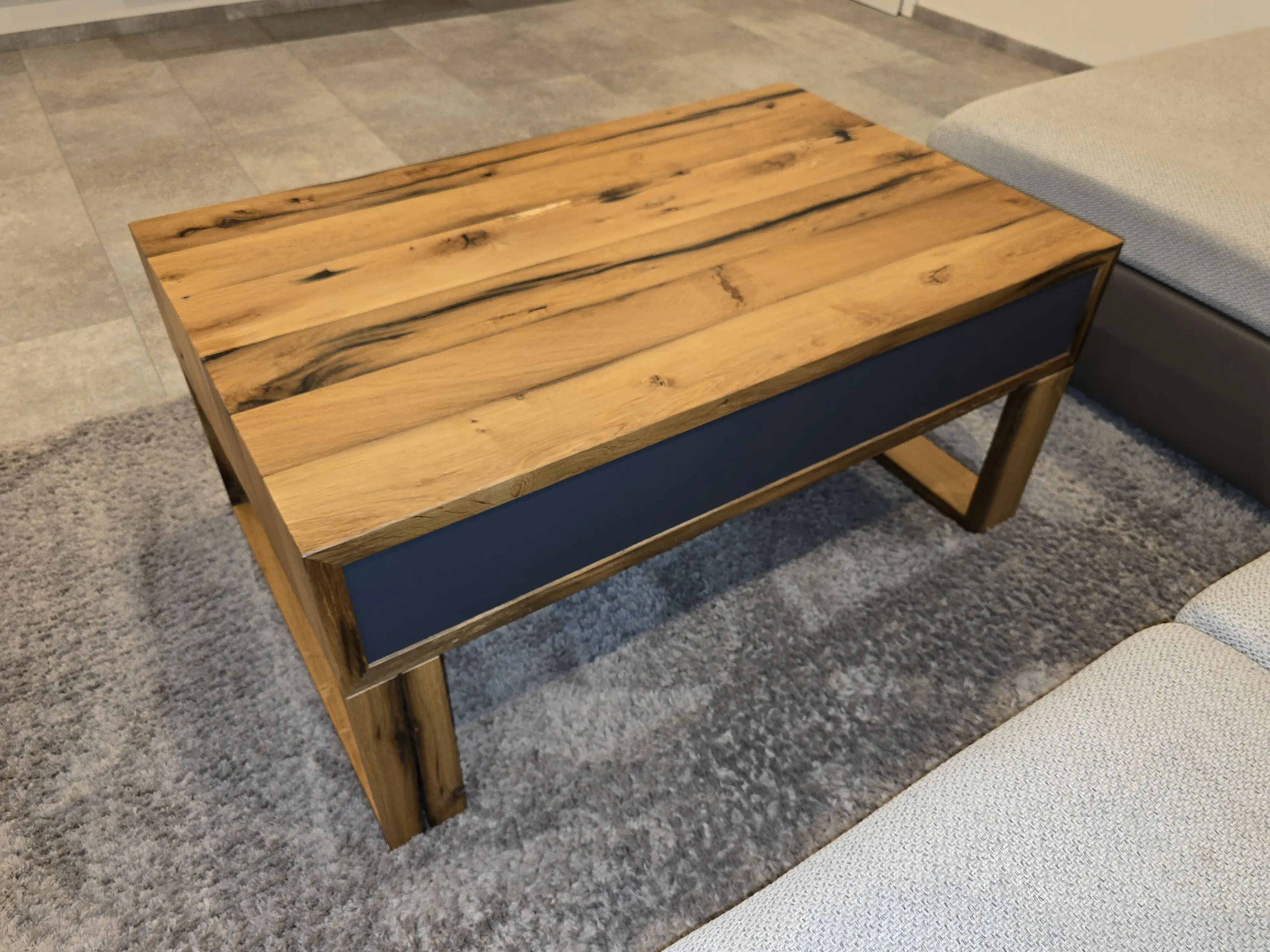 Couchtisch Rückansicht